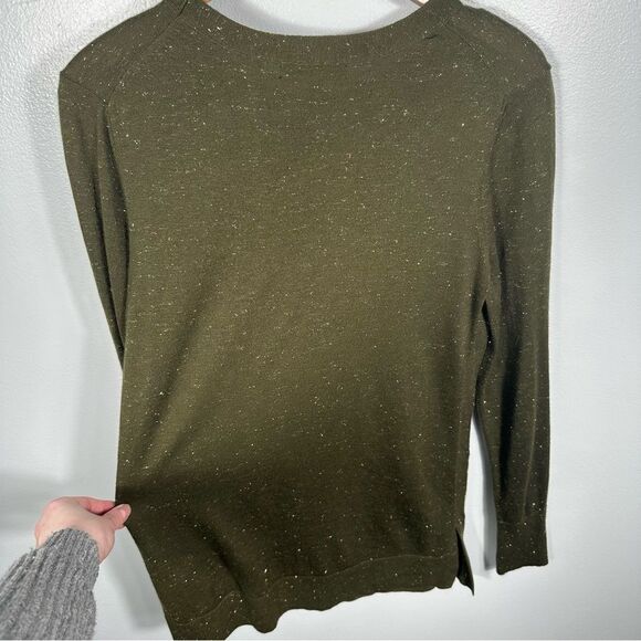 Banana Republic Olive Green Sparkle Crew Sweater Size Medium Winter Holiday Snow - Picture 6 of 13
